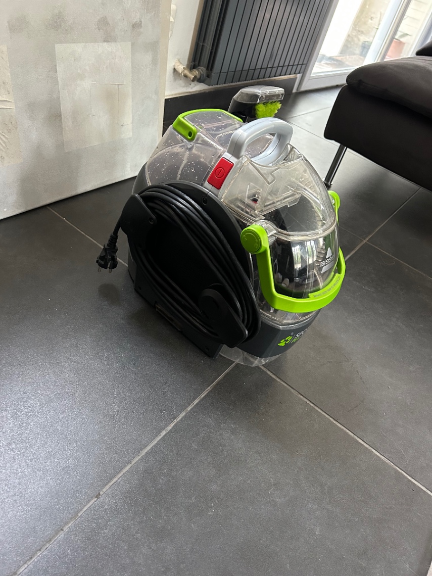 Shampouineuse, injecteur-extracteur Bissel