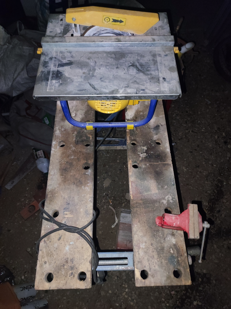 Carreleuse/ Coupe carreaux