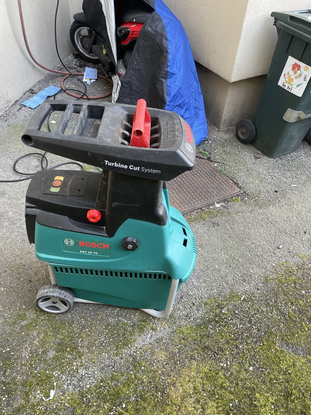 Broyeur de végétaux Bosh